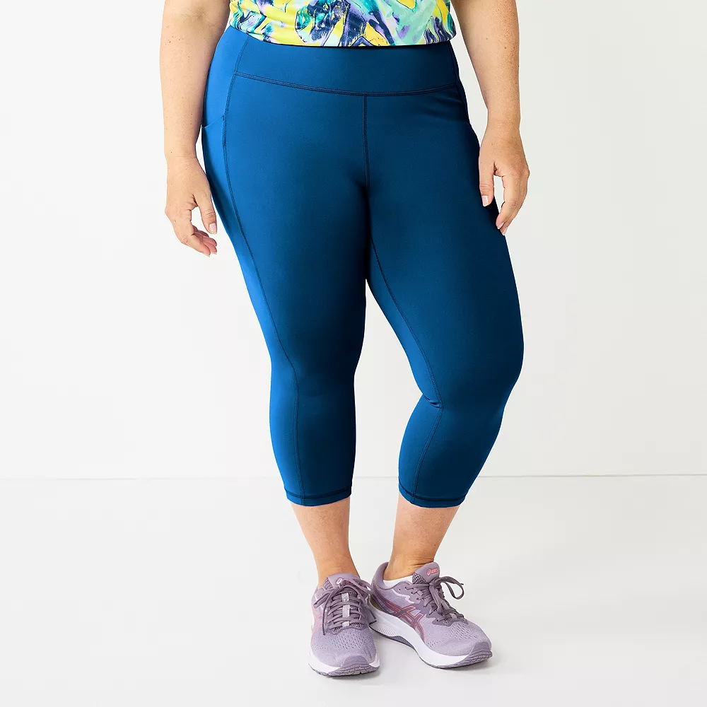 Plus Size Tek Gear® Ultrastretch Pocket High-Waisted Capri Leggings 3 Plus Size Tek Gear® Ultrastretch Pocket High-Waisted Capri Leggings